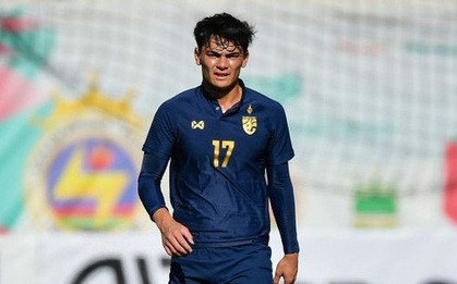 Đau bụng do đồ ăn của chủ nhà AFF Cup, cầu thủ Thái Lan nhanh chóng rời Singapore ngay trong đêm