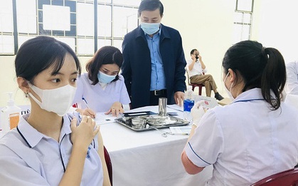 Thanh Hóa: Sau tiêm vắc xin có 895 trẻ xảy ra phản ứng, trong đó 26 em phản ứng nặng