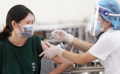 Phó Thủ tướng Vũ Đức Đam: Không để người đang cách ly, tự điều trị COVID-19 tại nhà không có Tết
