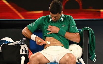 Tay vợt số 1 thế giới bỏ ngỏ khả năng rút lui khỏi Australian Open sau màn "hút chết"