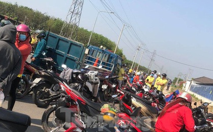 Ngày đầu đi làm sau Tết, công nhân tá hỏa nghe tin công ty giải thể