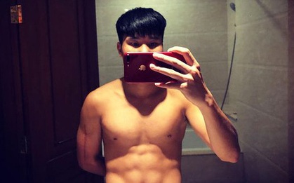 Tuyển thủ U23 khoe body thay đổi 180 độ: Từ gầy gò hay béo mập cũng thành 6 múi cả rồi
