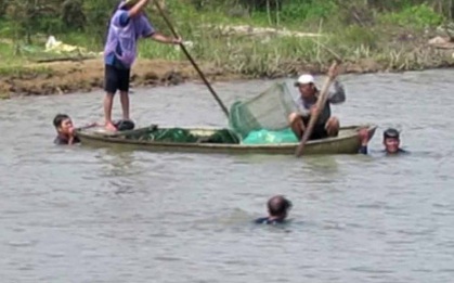 Đi bắt ốc, anh rể và em vợ bị đuối nước