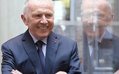 Từng phải bỏ học, bị dè bỉu vì nghèo khó, Francois Pinault đã "rũ bùn" trở thành tỷ phú giàu thứ 27 thế giới, ông trùm khét tiếng của Gucci, Yves Saint Laurent: Bài học xương máu ở thời nào cũng đúng!