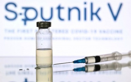 Chính phủ Nga đã giảm một nửa giá bán tối đa vaccine "Sputnik V"