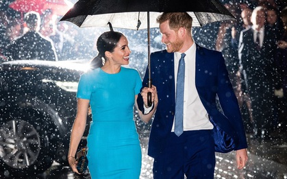 Bóc mẽ Hoàng gia Anh trên truyền hình, Harry và Meghan trở thành ngôi sao nổi tiếng ở Mỹ nhưng bị dân Anh "quay lưng"