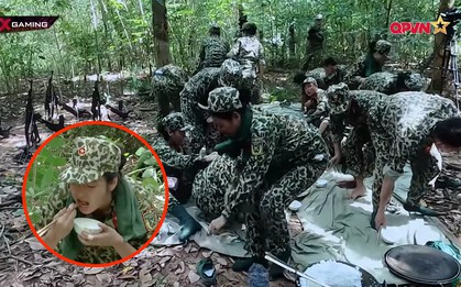 "Trời đánh tránh miếng ăn" chứ bom nổ thì đồng chí Khánh Vân vẫn phải cố nốt miếng cơm rồi mới bỏ chạy