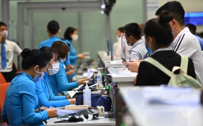 Hàng không đề nghị mở cửa với du khách có "hộ chiếu vắc-xin"
