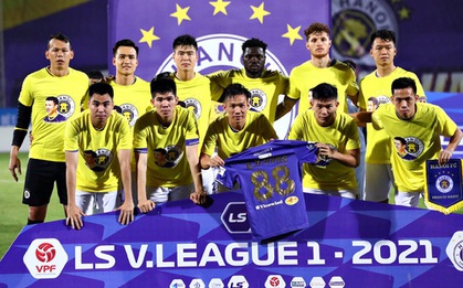 CLB Hà Nội có hành động đẹp với Hùng Dũng, khích lệ tinh thần trước trận đấu với Hồng Lĩnh Hà Tĩnh