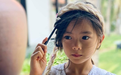 Alpha kid nhà ca sĩ Đoan Trang: Nhan sắc khiến dân tình phát sốt, học trường 500 triệu đồng/năm nhưng chỉ một chi tiết "dây buộc tóc" cũng đủ biết được mẹ dạy dỗ cẩn thận thế nào