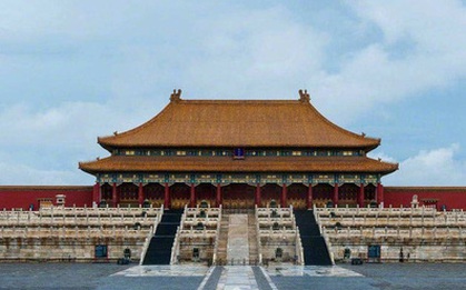 Quy tắc ngầm: Nhân viên của Tử Cấm Thành mỗi khi bước qua cửa đều phải hét lên “Tôi vào đây” - Vì sao?