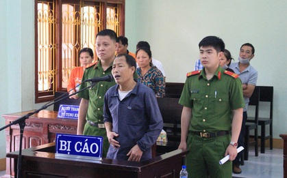 Bị cáo khai với tòa: "Mua ma túy về dùng cho đỡ đau tim chứ không nghiện"