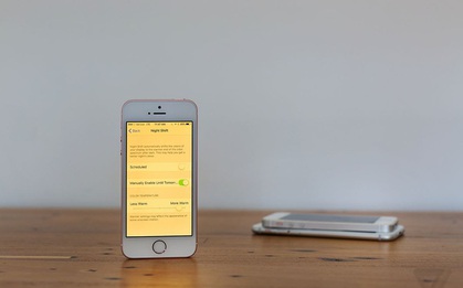 Nghiên cứu mới cho thấy tính năng Night Shift trên iPhone không giúp bạn ngủ ngon hơn