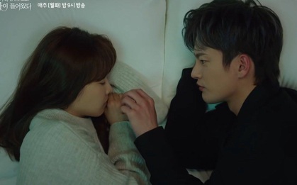 Park Bo Young mới tập 3 đã có cảnh giường chiếu với trai đẹp "hủy diệt", anh chị đừng vậy fan thích lắm!