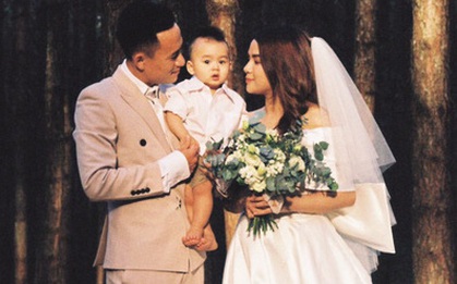 Ngất ngây trước bộ ảnh cưới chụp bằng máy film của tiền vệ Võ Huy Toàn: Bàn thắng ý nghĩa cuộc đời