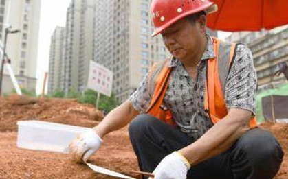 42 mộ cổ Trung Quốc vừa được phát hiện trên công trường: Đội khảo cổ bất ngờ khi thấy hình dáng lăng!