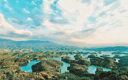 Ở Việt Nam có một nơi hội tụ "ngàn vạn đảo trên non cao", cảnh đẹp như tranh vẽ nhưng rất ít người biết đến