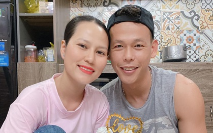 Chuyện tình xoắn não của "ông chú" Tấn Trường: Nhờ mê game mà quen vợ, nhờ vợ mà tiết chế game