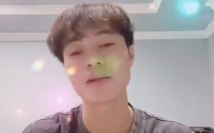 Văn Toàn đăng video hát Muộn Rồi Mà Sao Còn, fan "chóng mặt" vì cách dùng hiệu ứng chẳng giống ai