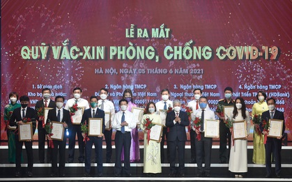 Golf Long Thành, Vingroup, Viettel, PVN, EVN, SCIC... hàng chục doanh nghiệp, ngân hàng, tổ chức, cá nhân đã ủng hộ hơn 7.600 tỷ ngay tại Lễ ra mắt Quỹ vaccine chống Covid-19