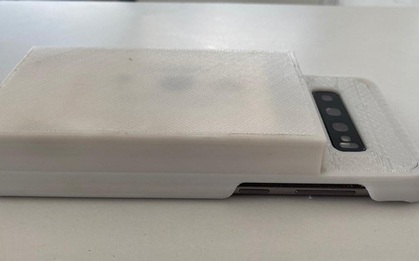 Đây là Galaxy S10 với viên pin... 14.000mAh