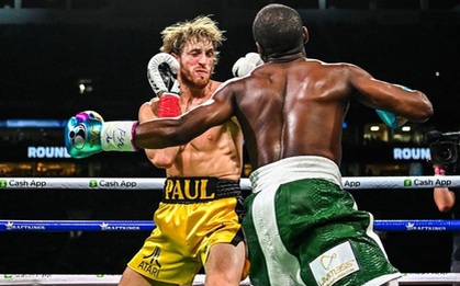 Thi đấu áp đảo, "Độc cô cầu bại" Floyd Mayweather vẫn bất lực trong việc hạ đo ván YouTuber 23 triệu subs Logan Paul
