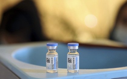FDA: Vaccine COVID-19 của Johnson & Johnson có thể gây rối loạn thần kinh hiếm gặp