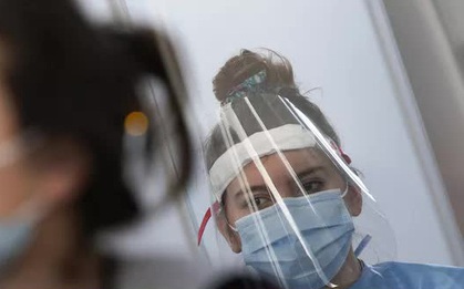 Indonesia có số ca mắc COVID-19 và tử vong/ngày cao nhất Đông Nam Á, các nước gia tăng số ca bệnh mới