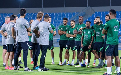 Tuyển Saudi Arabia bắt đầu "bóc băng" chuẩn bị cho trận đấu gặp đội tuyển Việt Nam