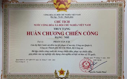 Chủ tịch nước tặng Huân chương Chiến công cho Đại úy Phan Tấn Tài