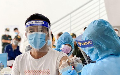 Những trường hợp nào không được tiêm vắc xin COVID-19 khác loại