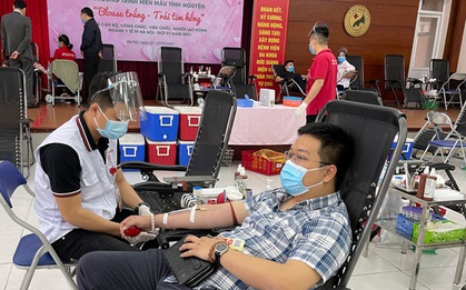 Thủ tướng: Chưa tổ chức hiến máu tình nguyện tại địa phương áp dụng Chỉ thị 16
