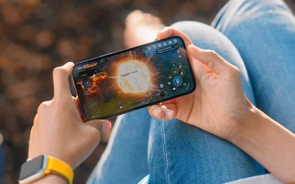 Trên tay bom tấn Mobile xuất hiện trong lễ ra mắt iPhone 13, áp đảo hoàn toàn với Tốc Chiến năm ngoái