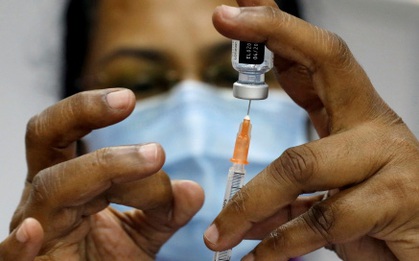Những người chưa tiêm vaccine Covid-19 ở Singapore “tổn thương” vì bị phân biệt đối xử