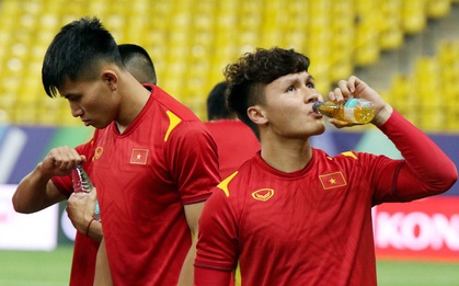 Chuyên gia Phan Anh Tú: "Tuyển Việt Nam ưu tiên chơi phòng ngự phản công, chờ tân binh bùng nổ"
