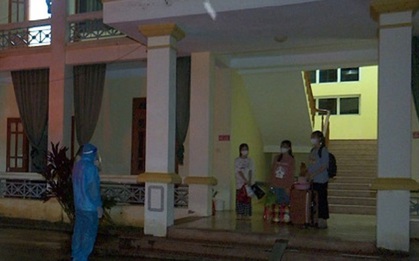 3 cô gái trẻ xuôi sông Đáy từ vùng có dịch Covid-19 nhằm trốn cách ly