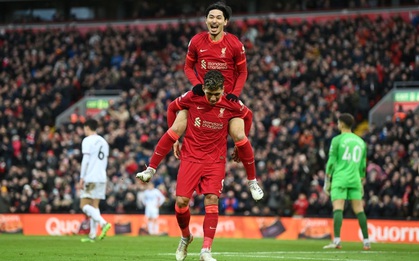 Sao Nhật Bản ghi bàn đúng ngày đặc biệt, Liverpool tạm quên Salah - Mane bằng chiến thắng đậm