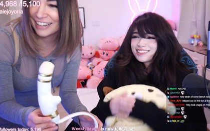 Bị hiểu lầm sử dụng "đồ chơi người lớn" trên sóng, nữ streamer vội vàng giải thích: "Chỉ là đồ cosplay"