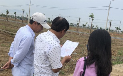Vừa vào nghề môi giới bất động sản đã “vỡ mộng”, vay mượn tiền khắp nơi để trang trải