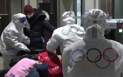 Người phục vụ Olympic Bắc Kinh 2022 bị tách biệt với thế giới bên ngoài hàng tháng trời