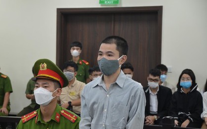 Xét xử kẻ đóng 9 chiếc đinh vào đầu bé gái: Bị cáo khiếm thính, cảnh sát phải truyền đạt thông tin