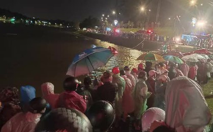 Ô tô lao xuống hồ Xuân Hương, đã tìm thấy 2 thi thể