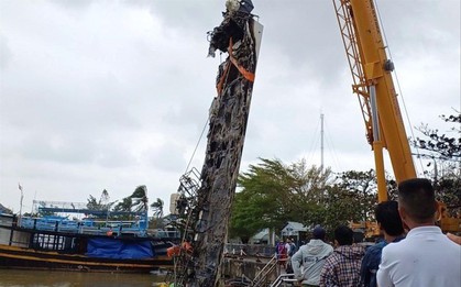 3 nghi vấn vụ cháy hàng loạt tàu thuyền ở Hội An