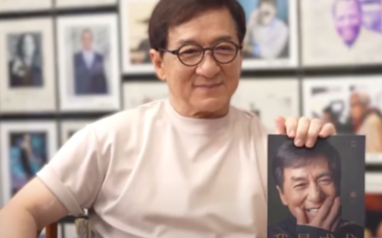 Thành Long từng muốn đâm một đạo diễn vì bị xúc phạm