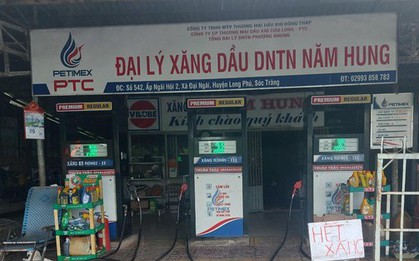 Chủ cây xăng phải đi mua từng chai để dùng