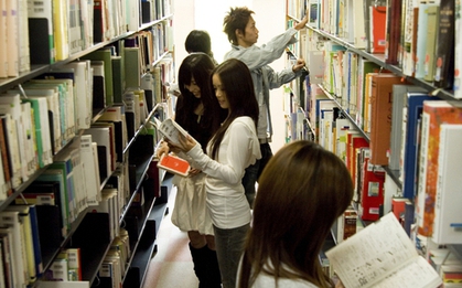Hiệu sách tại Nhật đang dần "tuyệt chủng", nhưng lý do không chỉ vì người dân lười đọc sách!