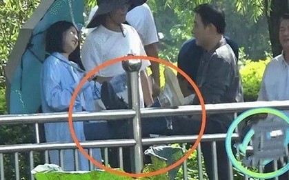 La Tấn có hành động nhạy cảm với bạn diễn nữ