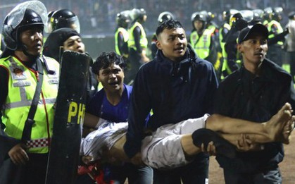 Cầu thủ Arema FC, giải VĐQG Indonesia: Tôi tận mắt thấy 7,8 người nằm chết trong phòng thay đồ