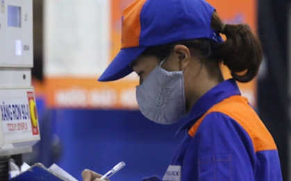 Giá xăng tăng hơn 400 đồng/lít