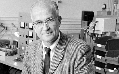 Điều gì xảy ra với 215 đứa trẻ của ngân hàng tinh trùng 'thiên tài Nobel'?